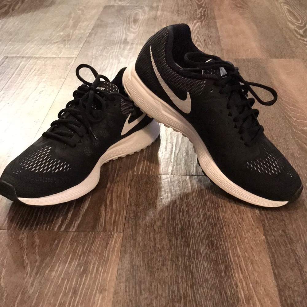 Black Nike Sneakers